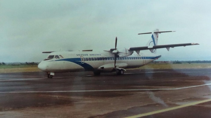 Máy bay ATR 72